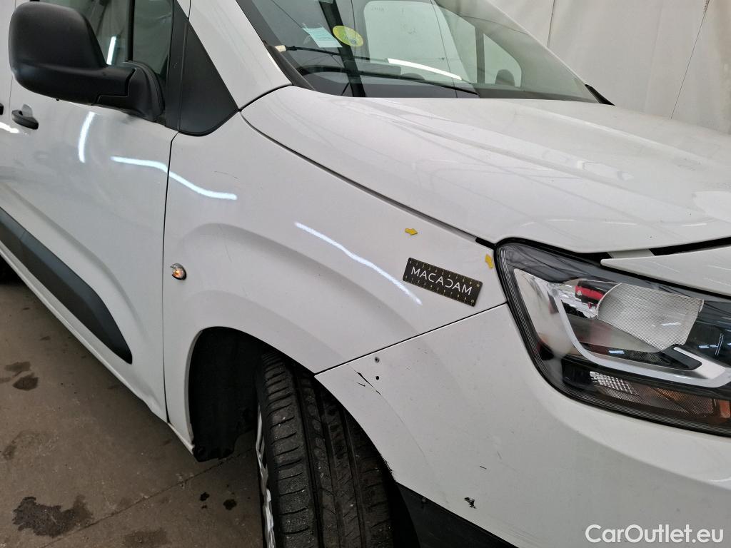  Toyota  Proace TOYOTA  City / 2019 / 4P / Fourgonnette 1.5 Medium 100 D-4D Business #18