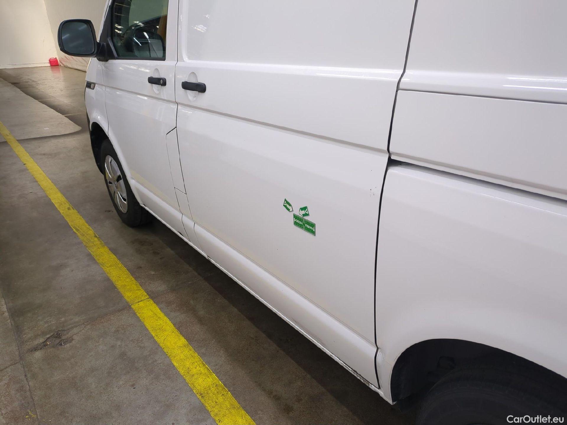  Volkswagen  Transporter VOLKSWAGEN  / 2019 / 4P / Fourgon tôlé 2.0 TDi 110 L1H1 Business #13