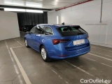  Skoda  Octavia  Combi 2.0 CRTDI DSG7 Clever 85kW/115pk  5D/P Auto-7 - CO2 indicatief #3