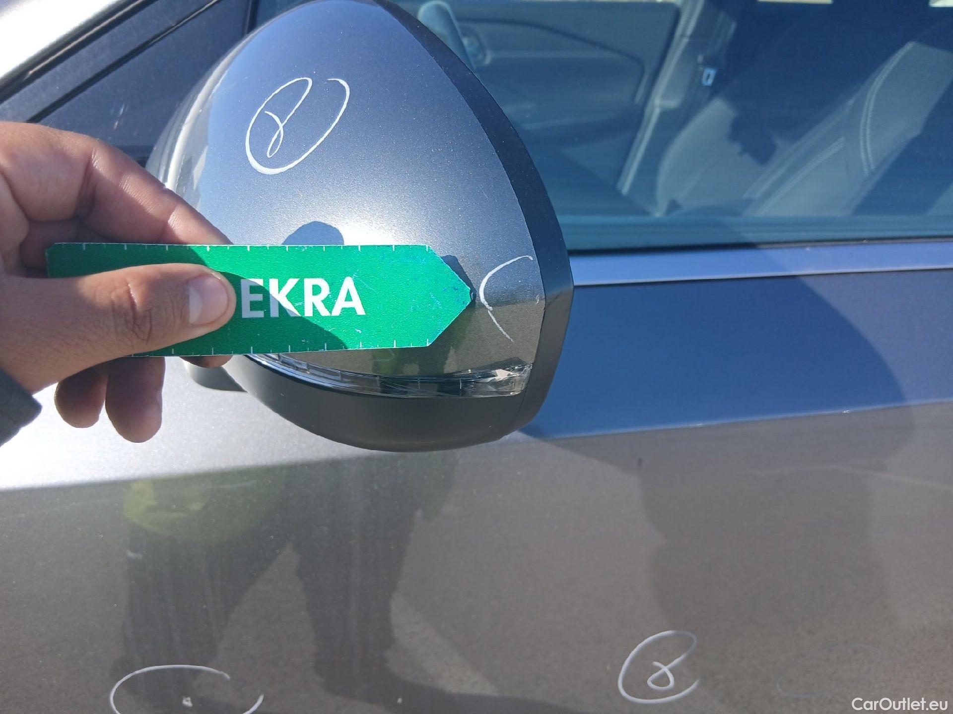  Nissan  Qashqai NISSAN  / 2021 / 5P / todoterreno DIG-T 116kW (158CV) mHEV Xtronic Acenta (AC) #11