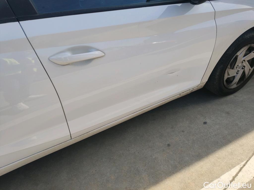  Hyundai  i20 HYUNDAI  / 2020 / 5P / berlina con portón 1.0 TGDI 74kW (100CV) 48V Essence #3