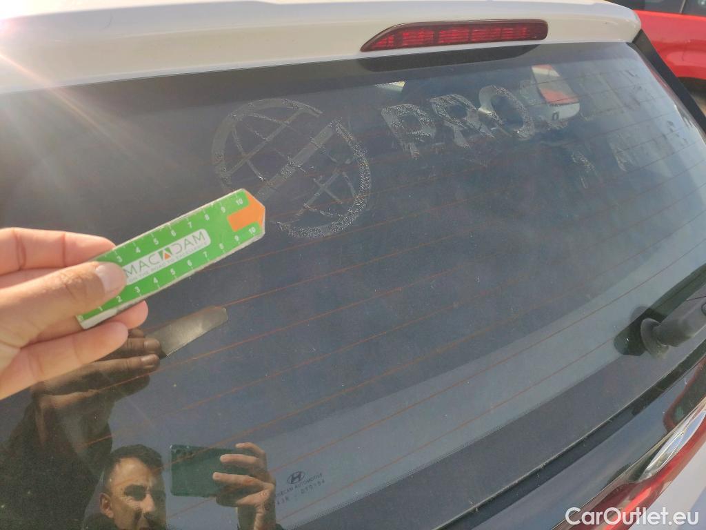  Hyundai  i20 HYUNDAI  / 2020 / 5P / berlina con portón 1.0 TGDI 74kW (100CV) 48V Essence #9