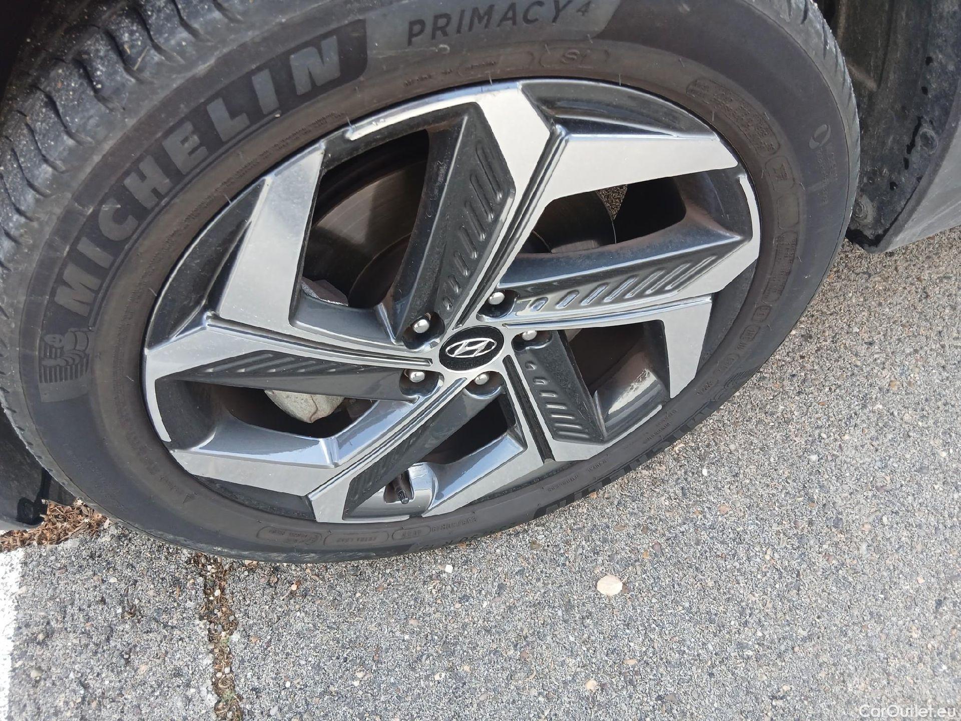  Hyundai  Tucson HYUNDAI  / 2020 / 5P / todoterreno 1.6 TGDI PHEV 195kW Maxx Auto 4X4 #10