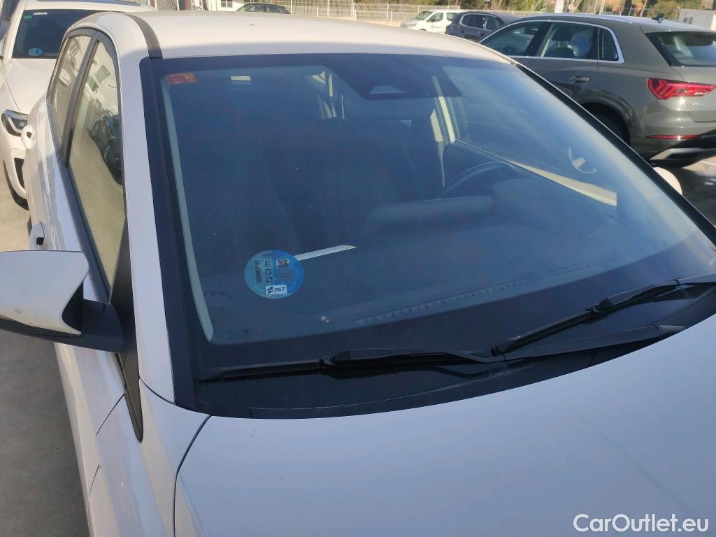  Hyundai  i20 HYUNDAI  / 2020 / 5P / berlina con portón 1.0 TGDI 74kW (100CV) 48V Essence #18