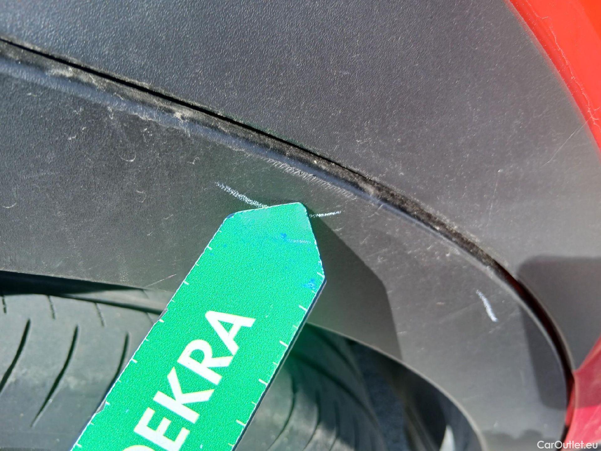  Hyundai  Konna HYUNDAI Kona / 2020 / 5P / todoterreno 1.6 GDI HEV Maxx DCT #50