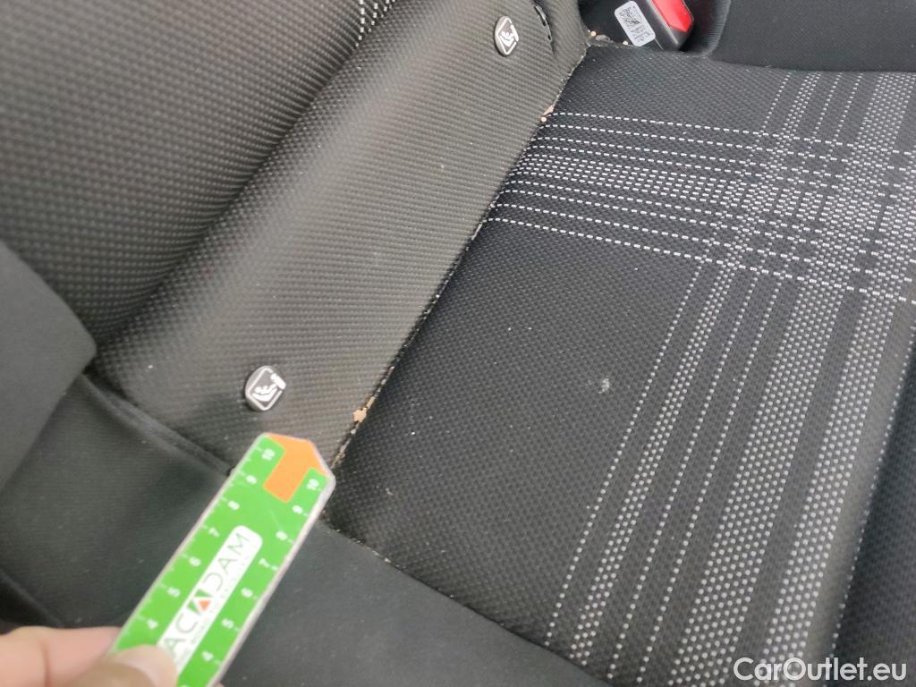  Hyundai  i20 HYUNDAI  / 2020 / 5P / berlina con portón 1.0 TGDI 74kW (100CV) 48V Essence #13