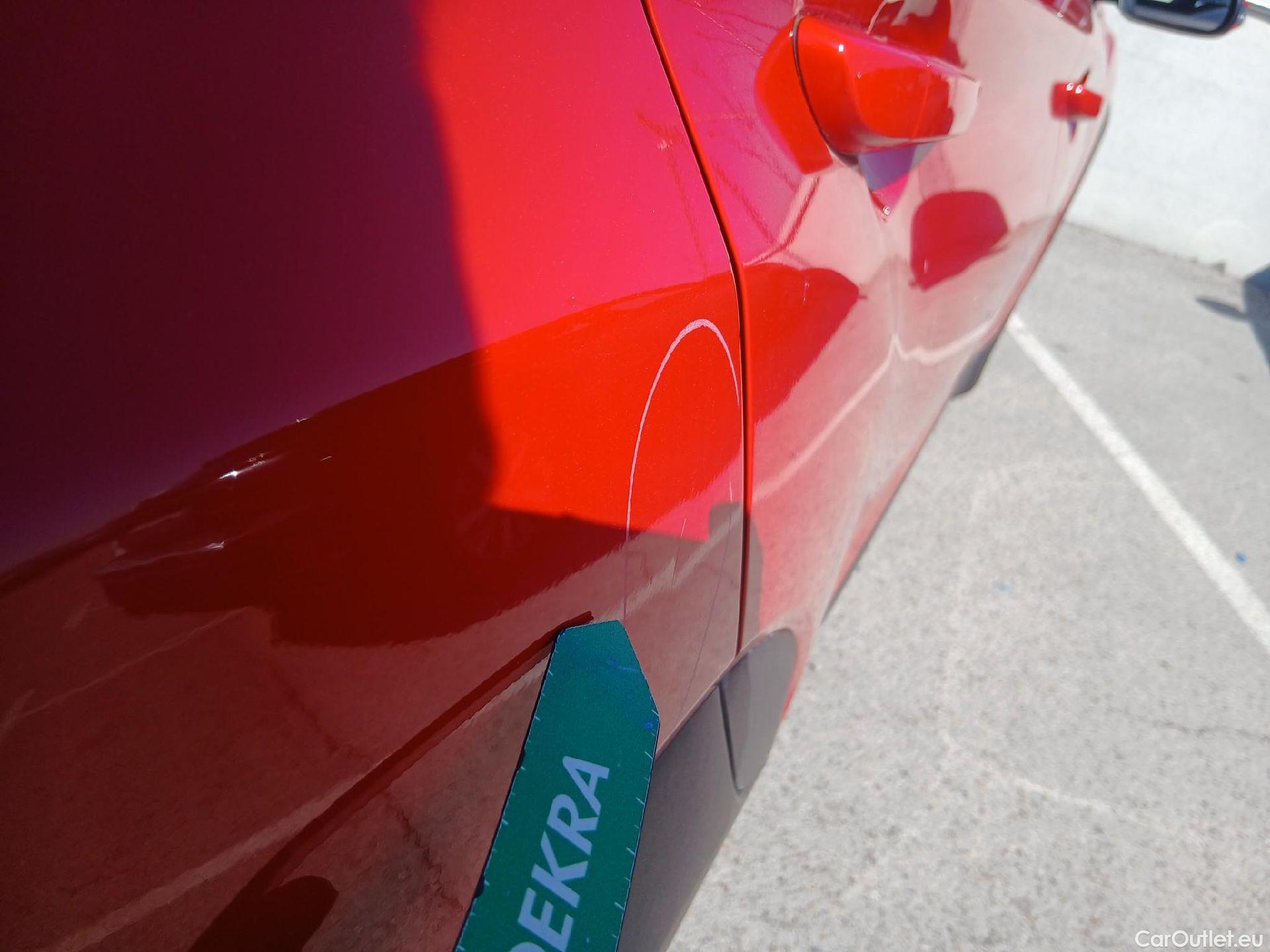  Hyundai  Konna HYUNDAI Kona / 2020 / 5P / todoterreno 1.6 GDI HEV Maxx DCT #48