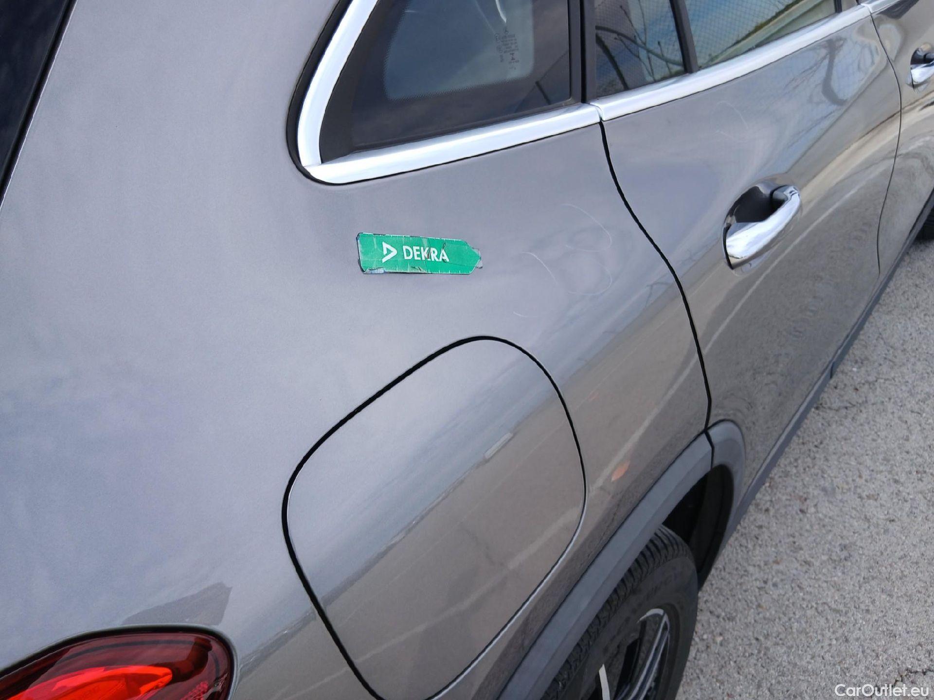  Mercedes  GLA MERCEDES-BENZ  / 2020 / 5P / todoterreno  250 e #27