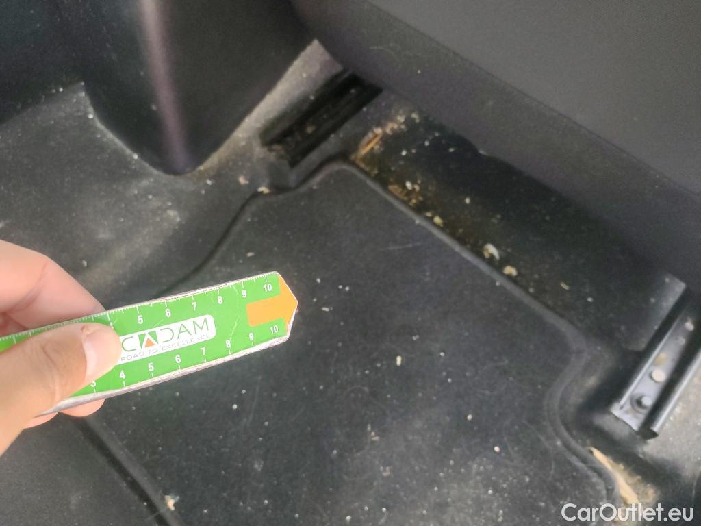  Hyundai  i20 HYUNDAI  / 2020 / 5P / berlina con portón 1.0 TGDI 74kW (100CV) 48V Essence #14