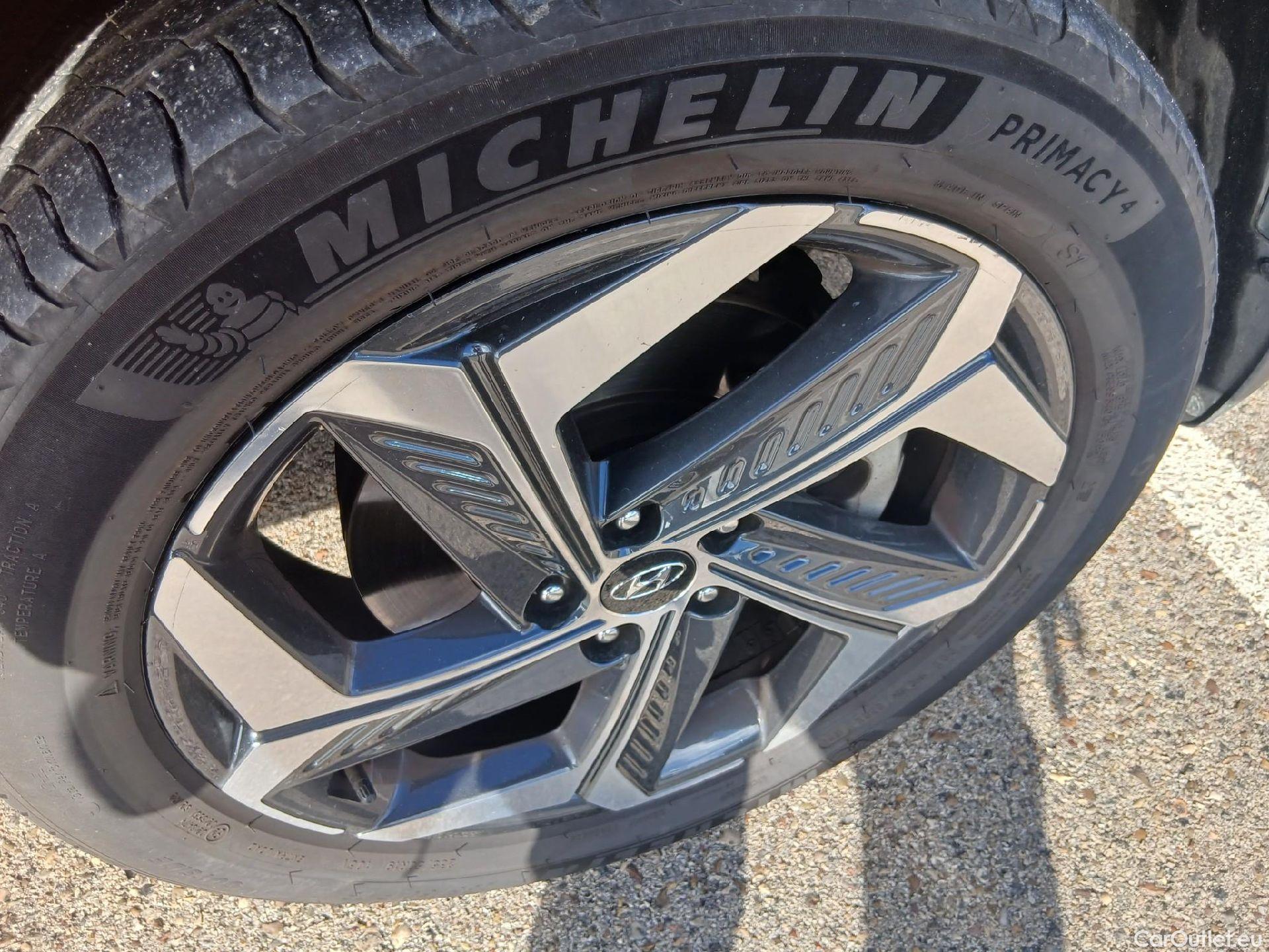  Hyundai  Tucson HYUNDAI  / 2020 / 5P / todoterreno 1.6 TGDI PHEV 195kW Maxx Auto 4X4 #20