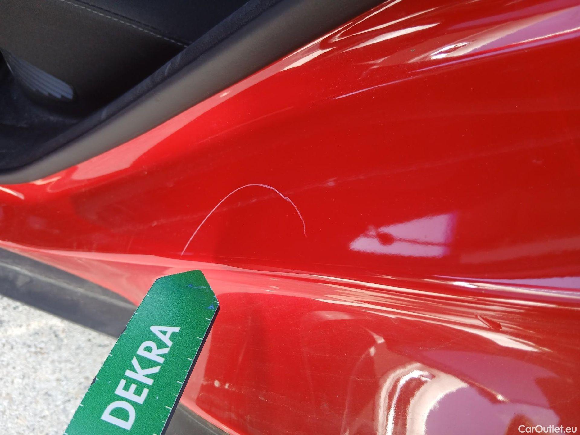  Hyundai  Konna HYUNDAI Kona / 2020 / 5P / todoterreno 1.6 GDI HEV Maxx DCT #35