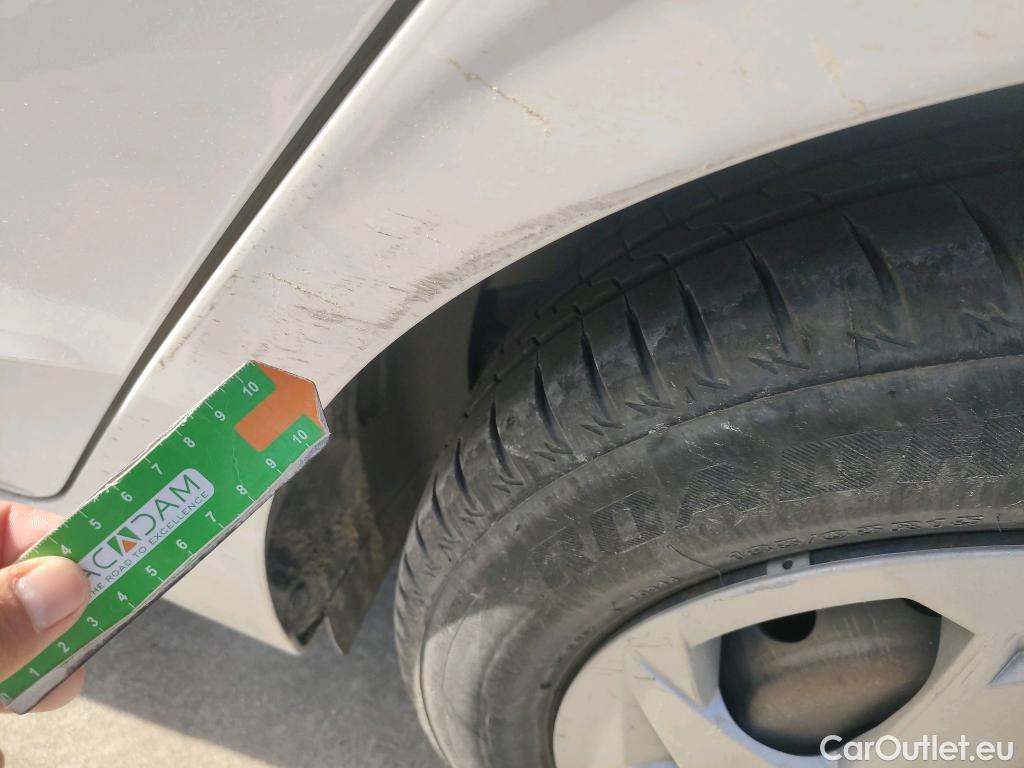  Hyundai  i20 HYUNDAI  / 2020 / 5P / berlina con portón 1.0 TGDI 74kW (100CV) 48V Essence #21