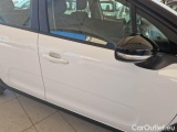  Citroen  C3 CITROEN  / 2016 / 5P / BERLINA BLUEHDI 100 SeS FEEL #47