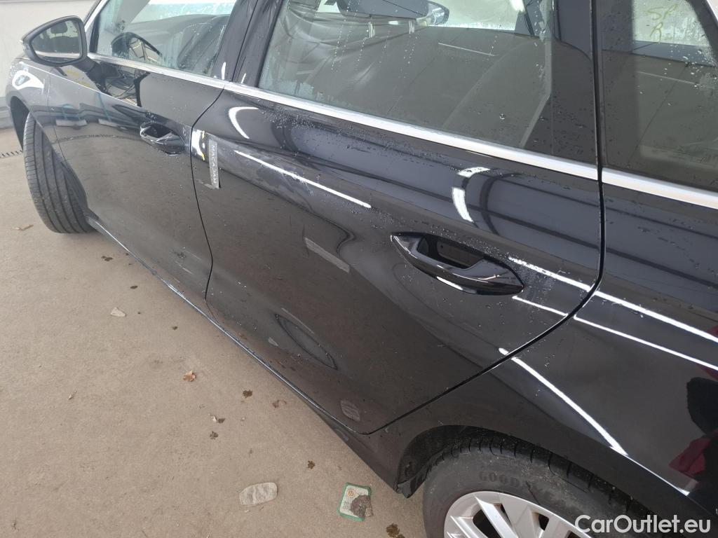  Audi  A3 AUDI  Sportback / 2020 / 5P / Berline 35 TFSI 150 MHEV S Tronic Design Luxe #55