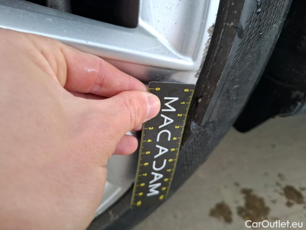  Audi  A3 AUDI  Sportback / 2020 / 5P / Berline 35 TFSI 150 MHEV S Tronic Design Luxe #29