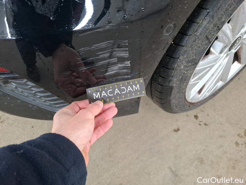  Audi  A3 AUDI  Sportback / 2020 / 5P / Berline 35 TFSI 150 MHEV S Tronic Design Luxe #13