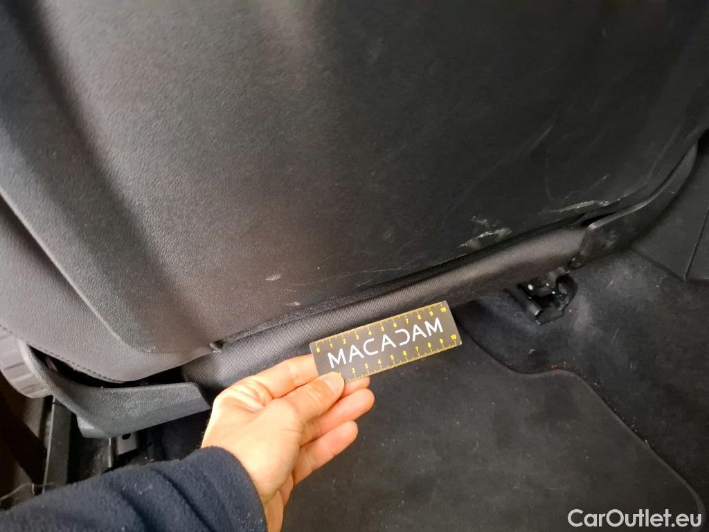  Audi  A3 AUDI  Sportback / 2020 / 5P / Berline 35 TFSI 150 MHEV S Tronic Design Luxe #47