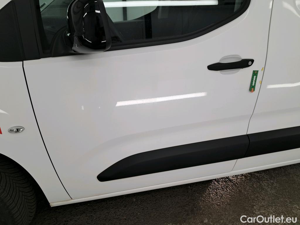  Citroen  Berlingo  Fourgon Club M 1000 1.2 PureTech 130CV BVA8 E6d #12