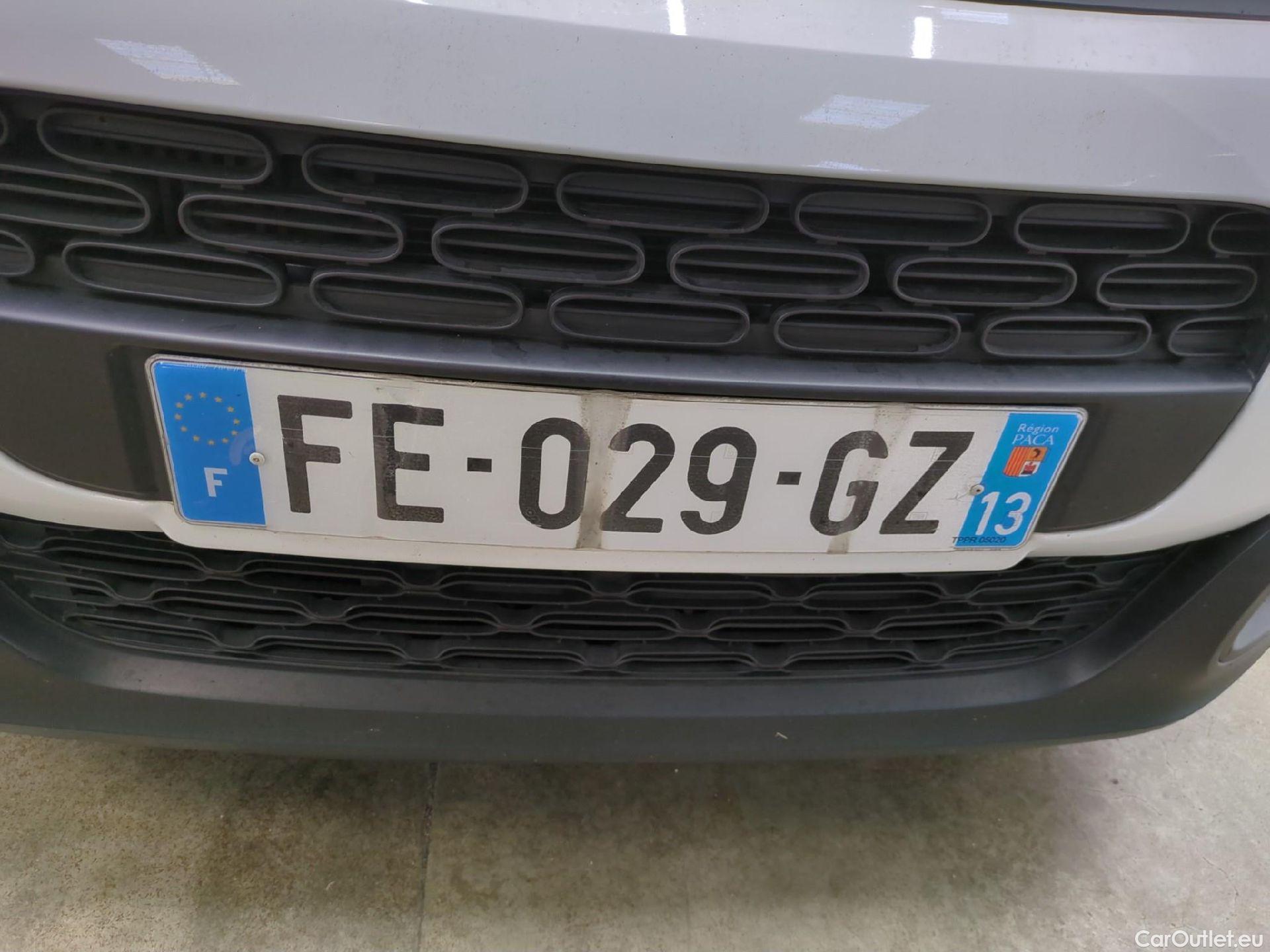  Citroen  C3  Société Feel Nav 1.5 BlueHDI 100CV BVM5 E6dT #50