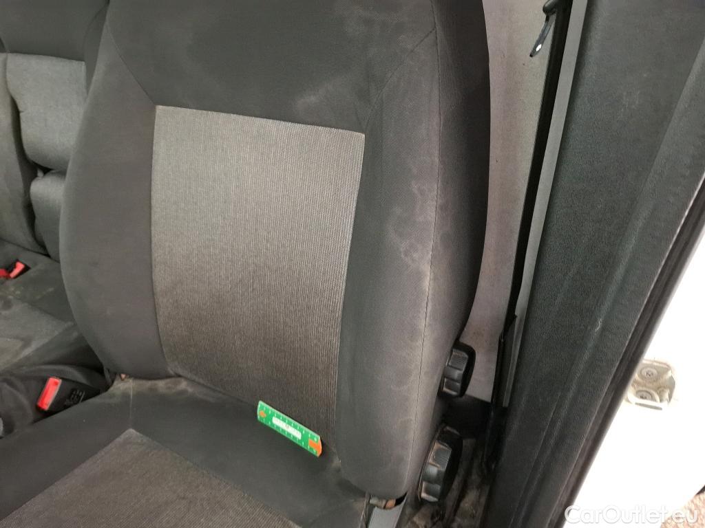  Fiat  Doblo FIAT Doblò Cargo / 2015 / 4P / Fourgonnette 1.6 Multijet 105 Pro Lounge #45