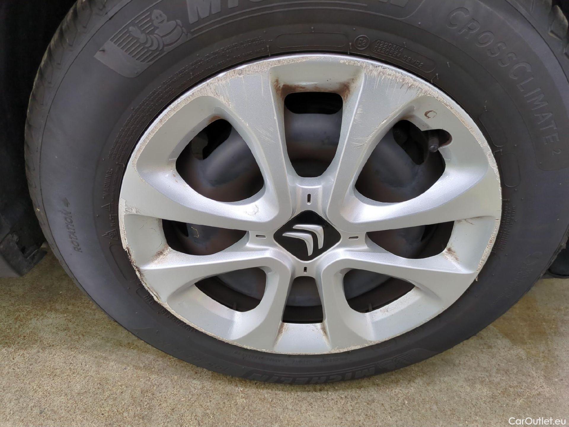  Citroen  C3  Société Feel Nav 1.5 BlueHDI 100CV BVM5 E6dT #24