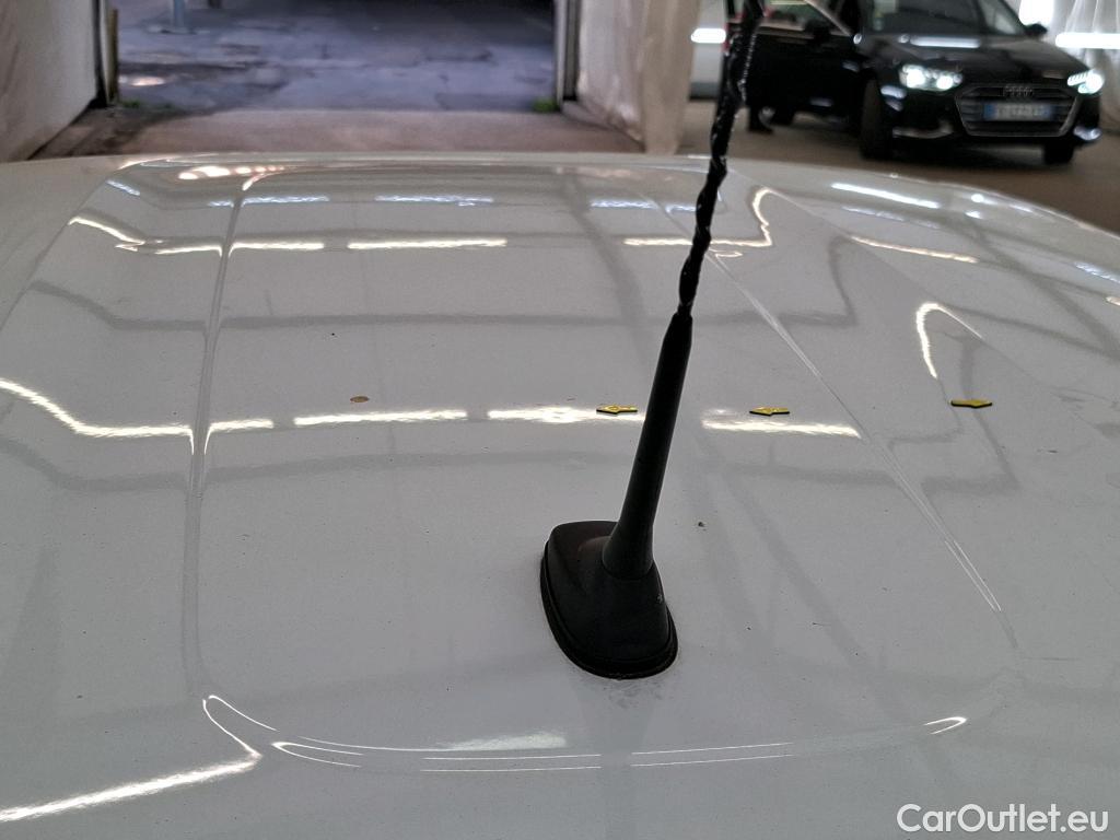  Citroen  C3  Shine Pack 1.2 PureTech 110CV BVA6 6E #4