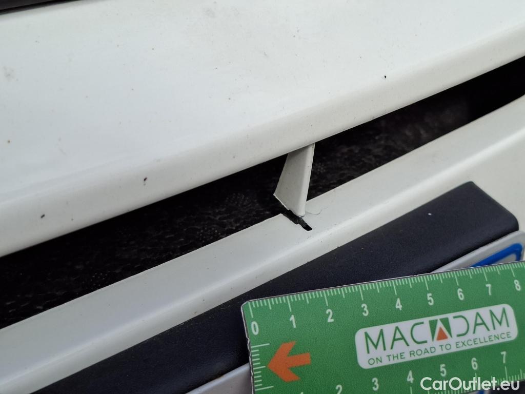  Fiat  Doblo FIAT Doblò Cargo / 2015 / 4P / Fourgonnette 1.6 Multijet 105 Pro Lounge #11