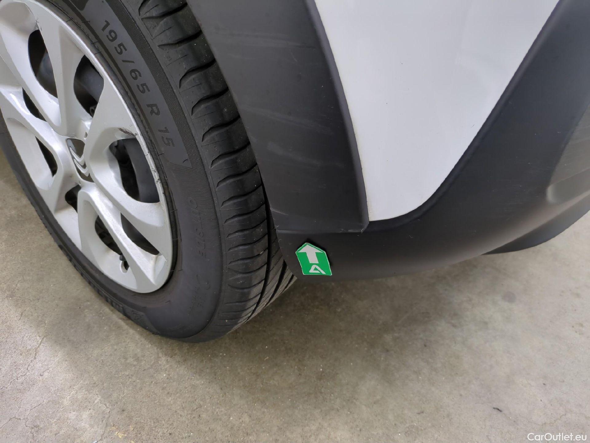  Citroen  C3  Société Feel Nav 1.5 BlueHDI 100CV BVM5 E6dT #52