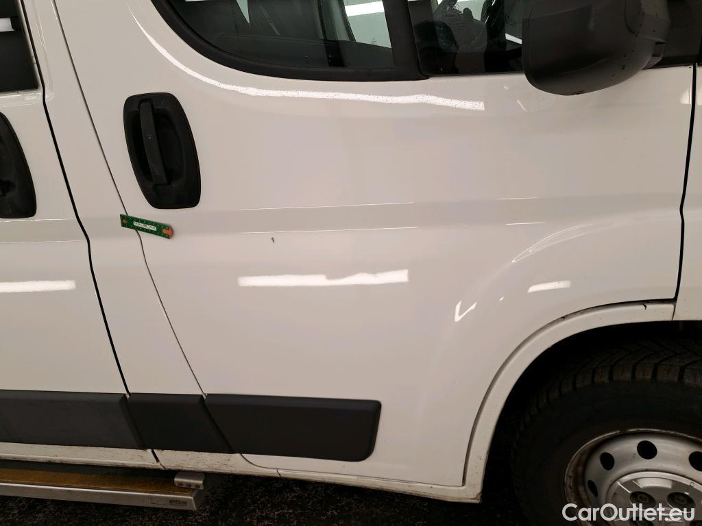  Citroen  Jumper CITROEN  4p Combi 30 L1H1 BlueHDi 110 BVM6 Attraction #9
