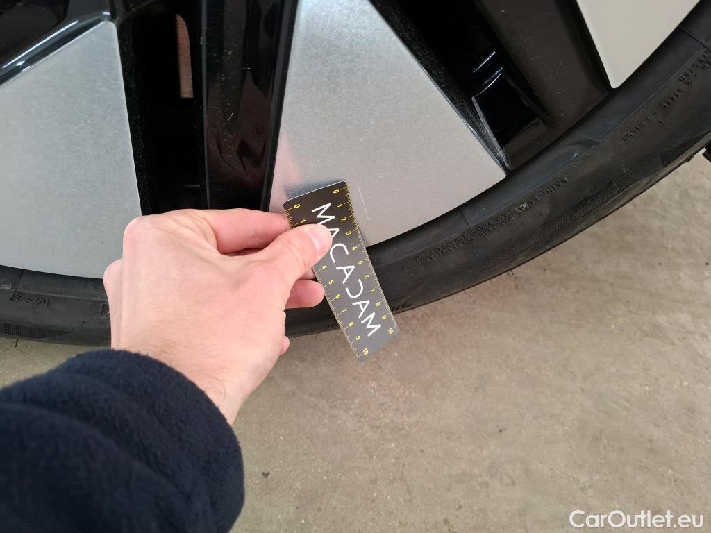  Hyundai   Ioniq Ioniq 6 Creative Electrique 77kWh BVA #10