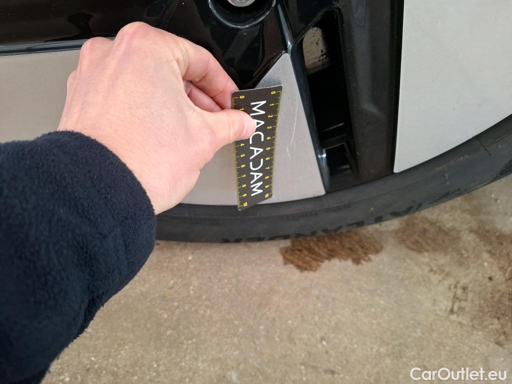  Hyundai   Ioniq Ioniq 6 Creative Electrique 77kWh BVA #7