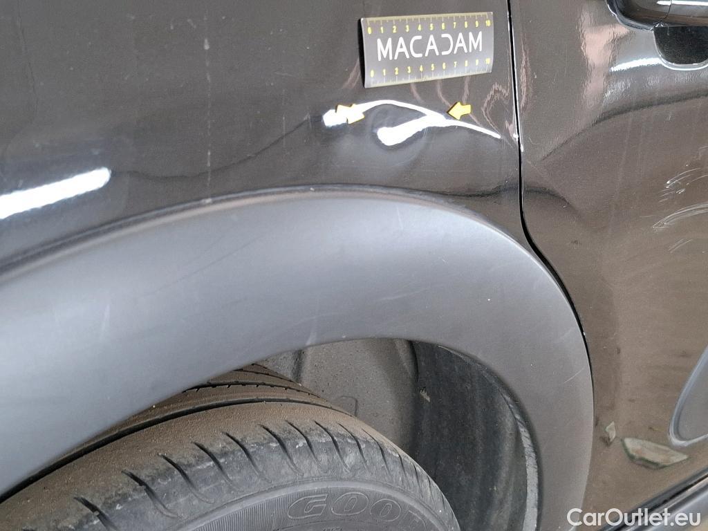  Citroen  C3  Shine Pack 1.2 PureTech 110CV BVA6 6E #8