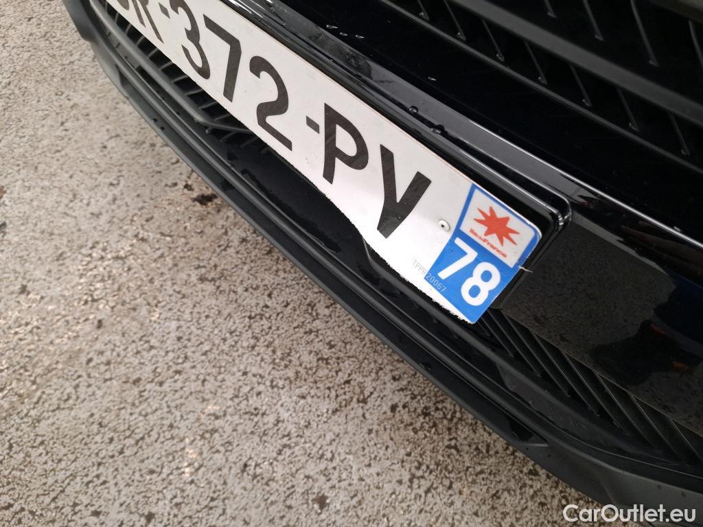  Citroen  C4 CITROEN  X / 2022 / 4P / Berline PureTech 130 S&S EAT8 Feel Pack #32