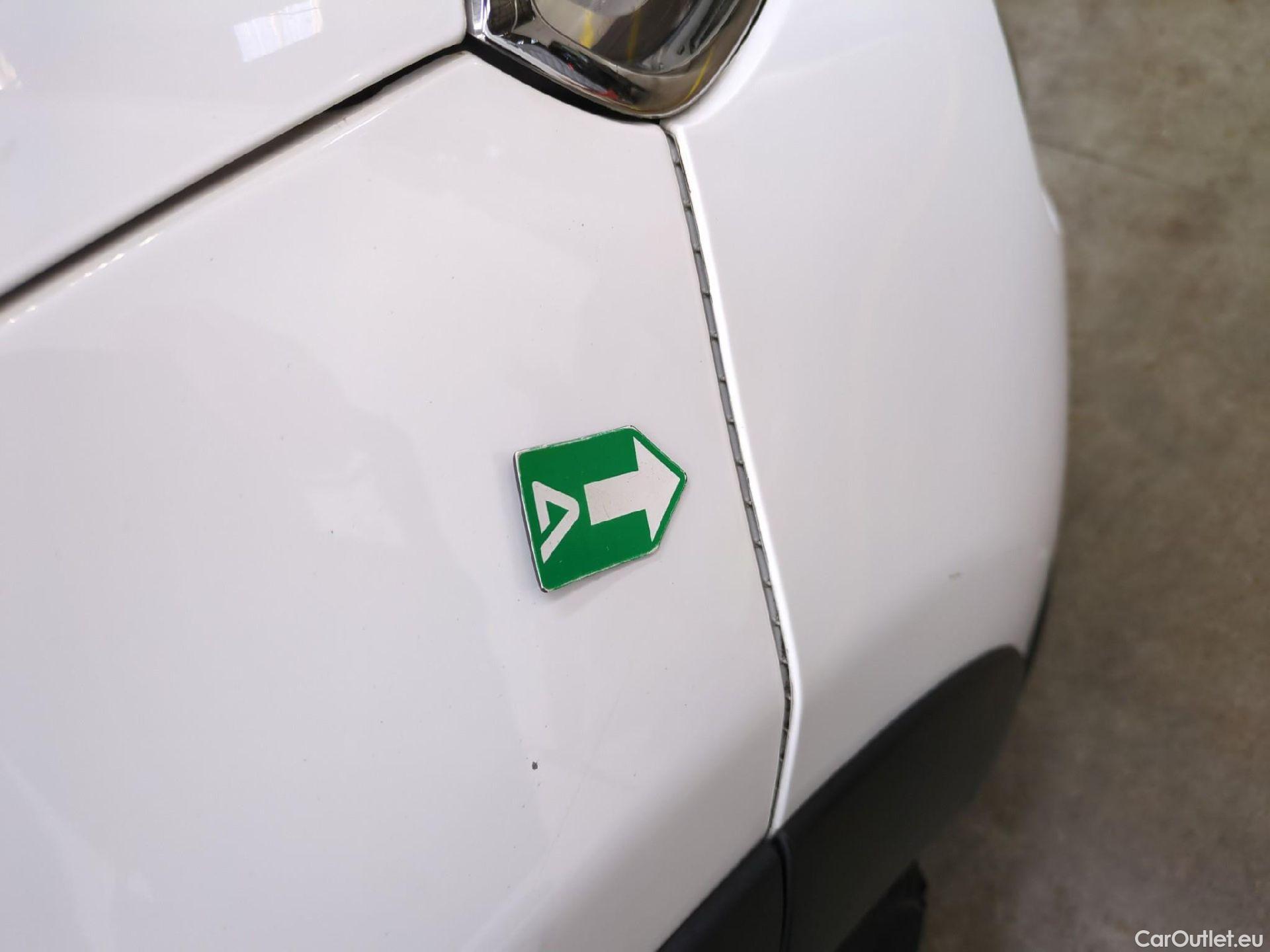  Citroen  C3  Société Feel Nav 1.5 BlueHDI 100CV BVM5 E6dT #38