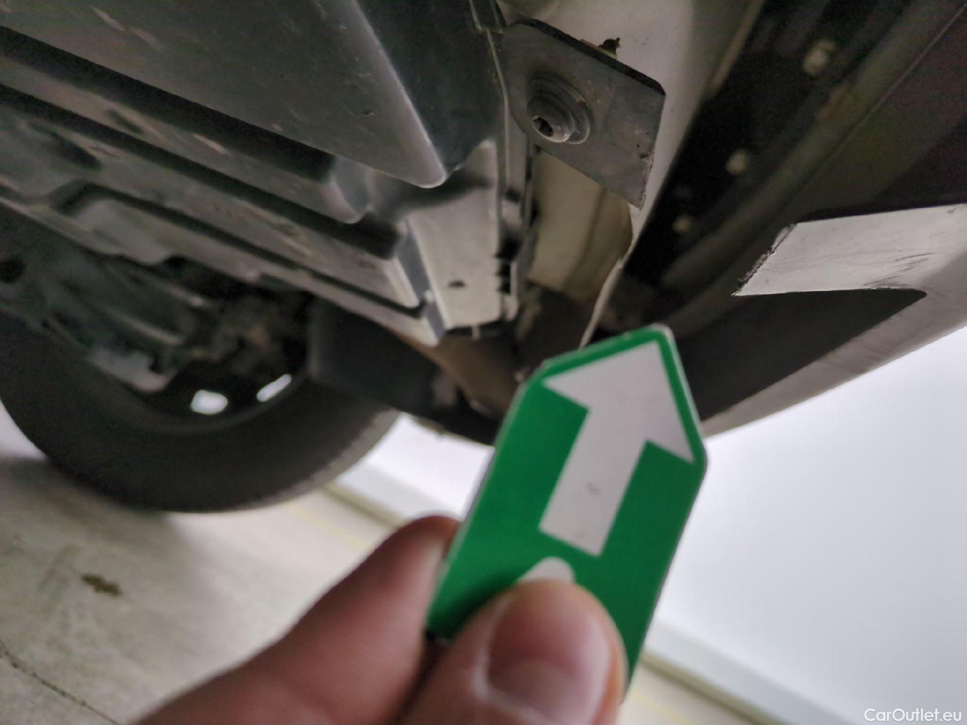  Citroen  C3  Société Feel Nav 1.5 BlueHDI 100CV BVM5 E6dT #53