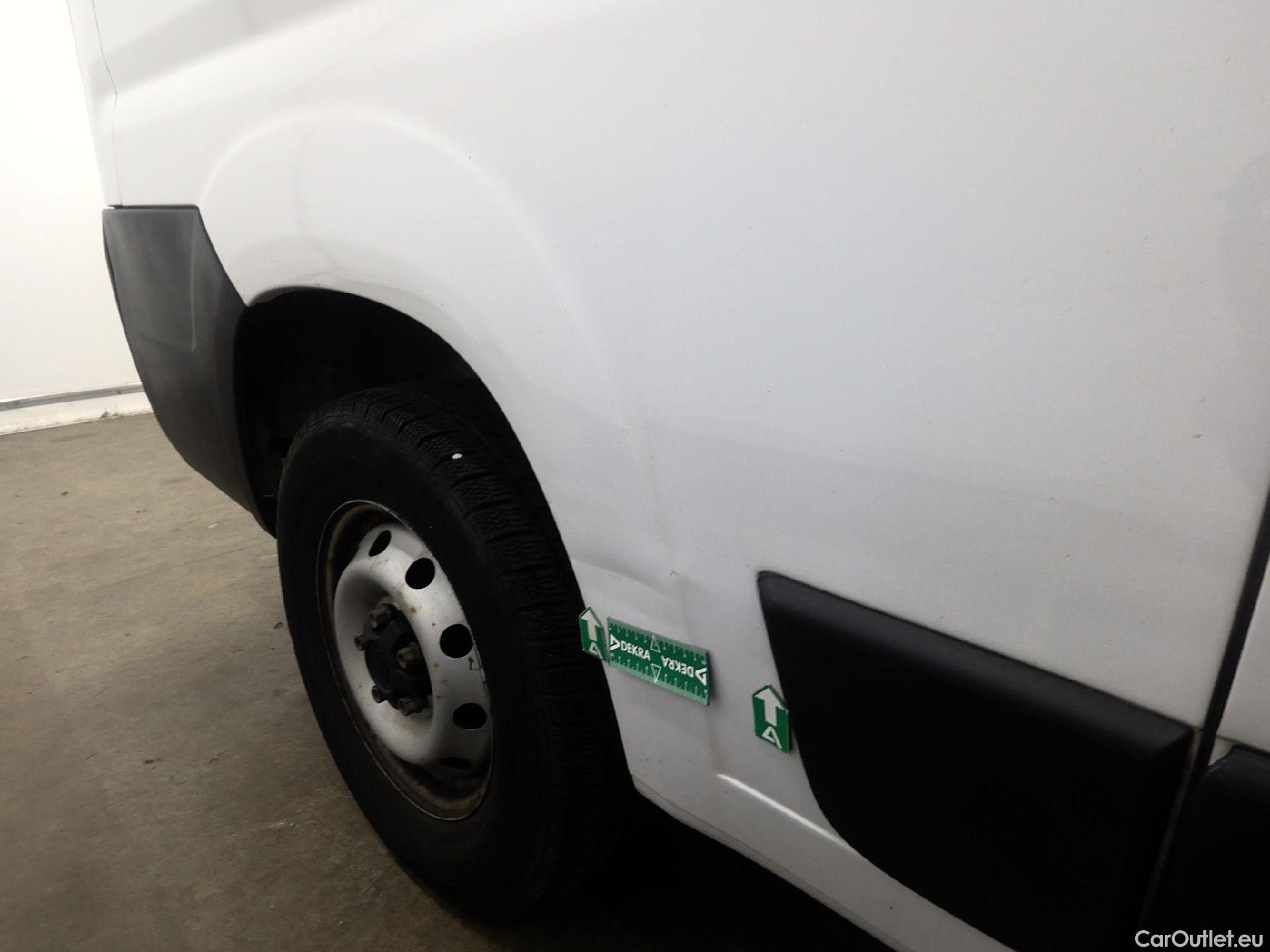  Fiat  Ducato FIAT  / 2014 / 4P / Fourgon tôlé 2.3 Multijet 120 3.0 M H2 Business #36