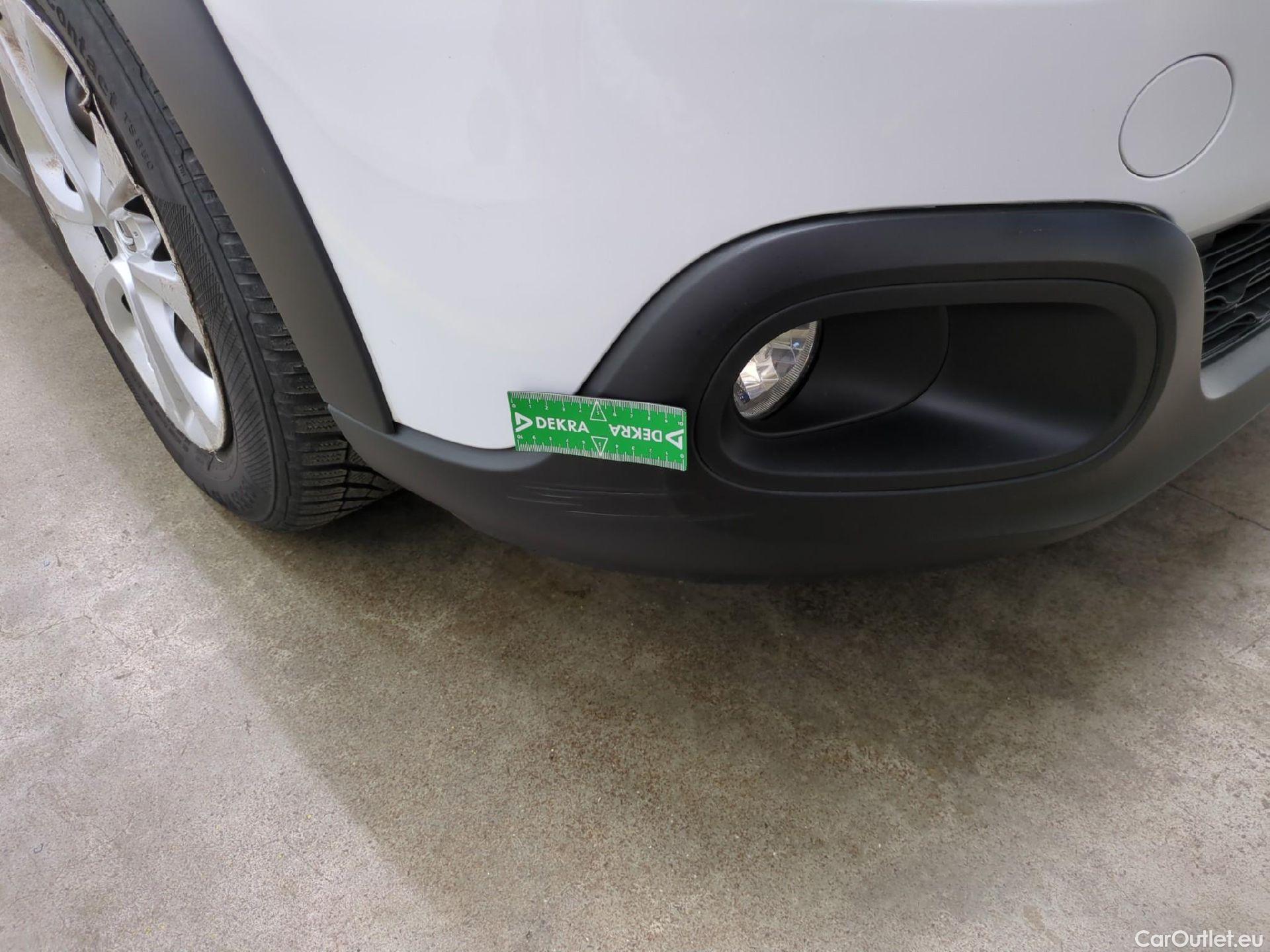  Citroen  C3  Société Feel 1.5 BlueHDI 100CV BVM5 E6dT #14