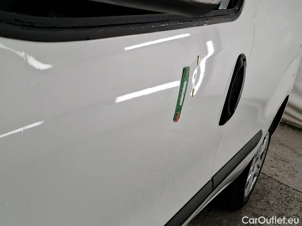  Fiat  Doblo FIAT Doblò Cargo / 2015 / 4P / Fourgonnette 1.6 Multijet 105 Pro Lounge #31