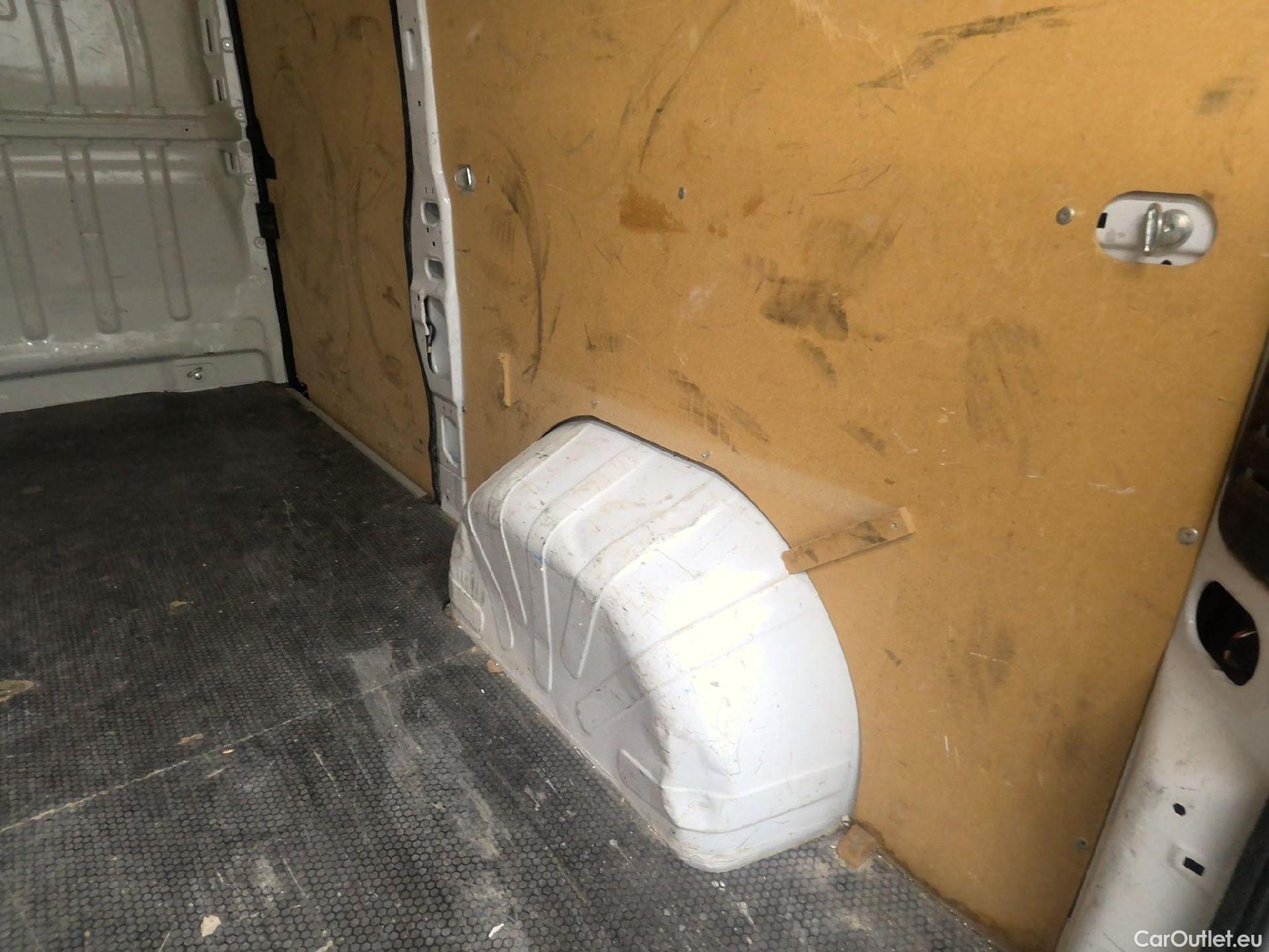  Fiat  Ducato FIAT  / 2014 / 4P / Fourgon tôlé 2.3 Multijet 120 3.0 M H2 Business #9