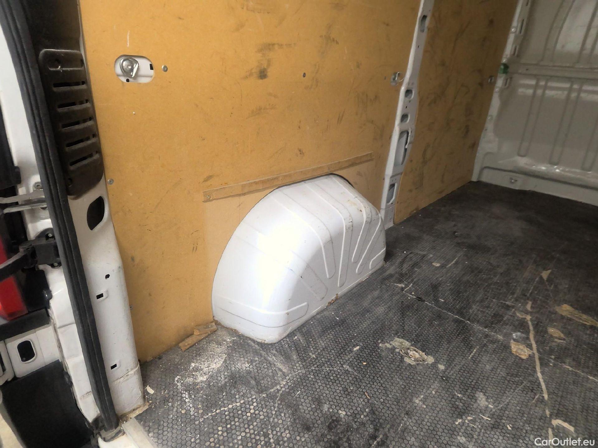  Fiat  Ducato FIAT  / 2014 / 4P / Fourgon tôlé 2.3 Multijet 120 3.0 M H2 Business #8