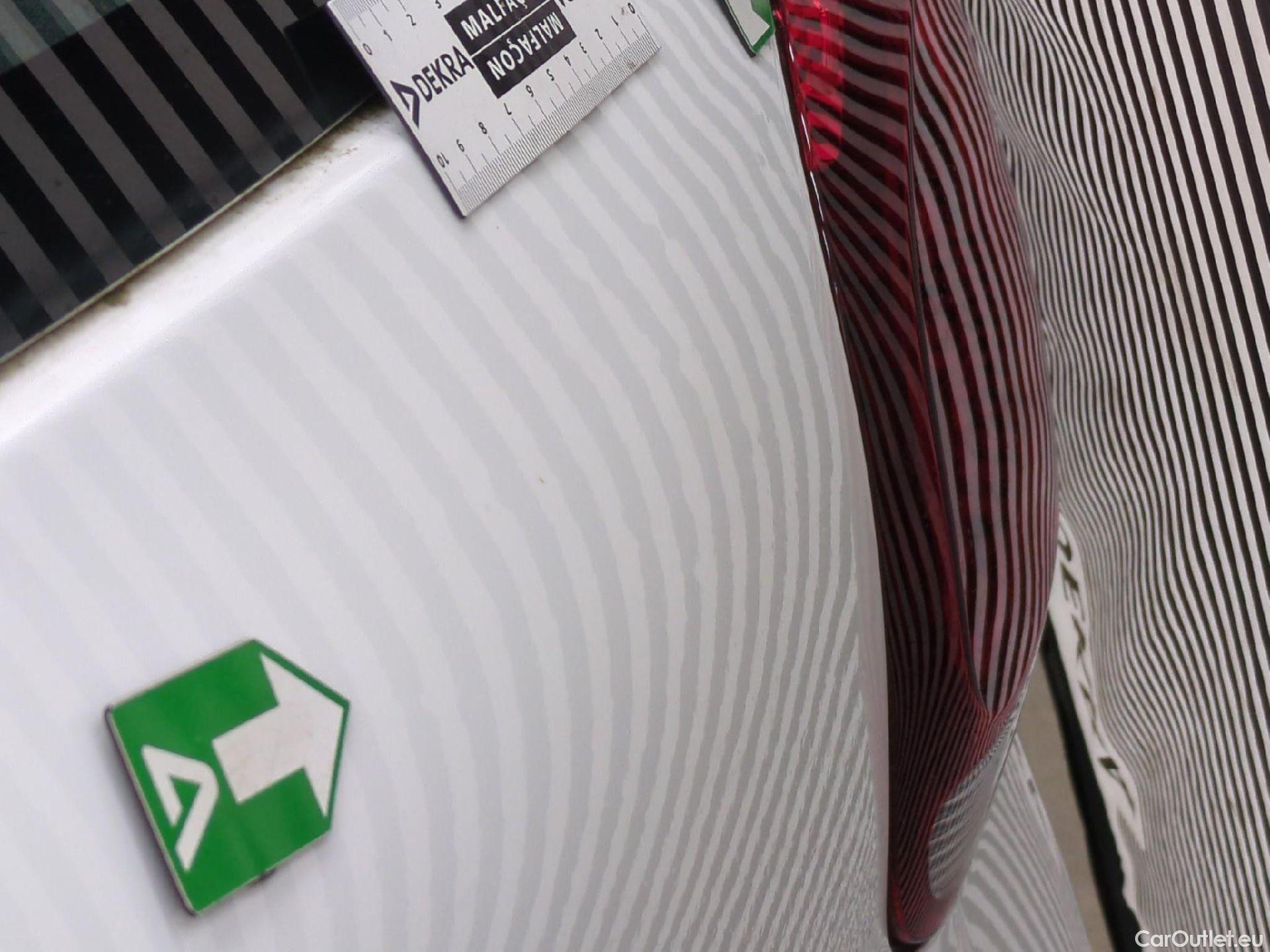  Citroen  C3  Société Feel 1.5 BlueHDI 100CV BVM5 E6dT #21