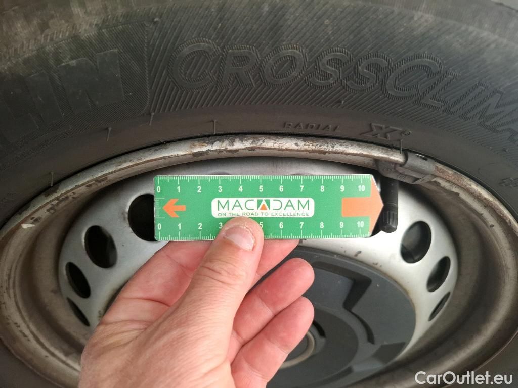  Renault  EXPRESS Kangoo  Confort 1.5 dCi 95CV BVM6 E6d #19