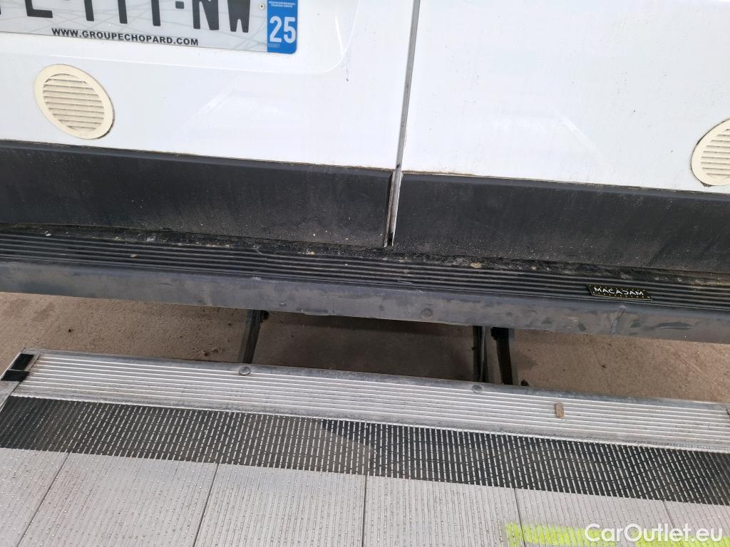  Peugeot  Boxer PEUGEOT  VU 4p Fourgon BLUEHDI 130 S&S PREMIUM 335 L3H2 #16