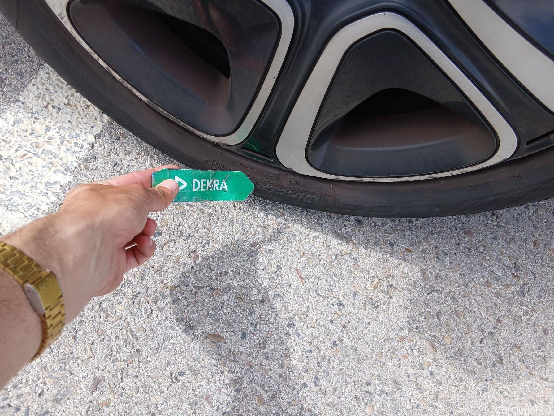  Citroen  C3 CITROEN  / 2020 / 5P / berlina con portón BlueHDi 75KW (100CV) S&S FEEL #80