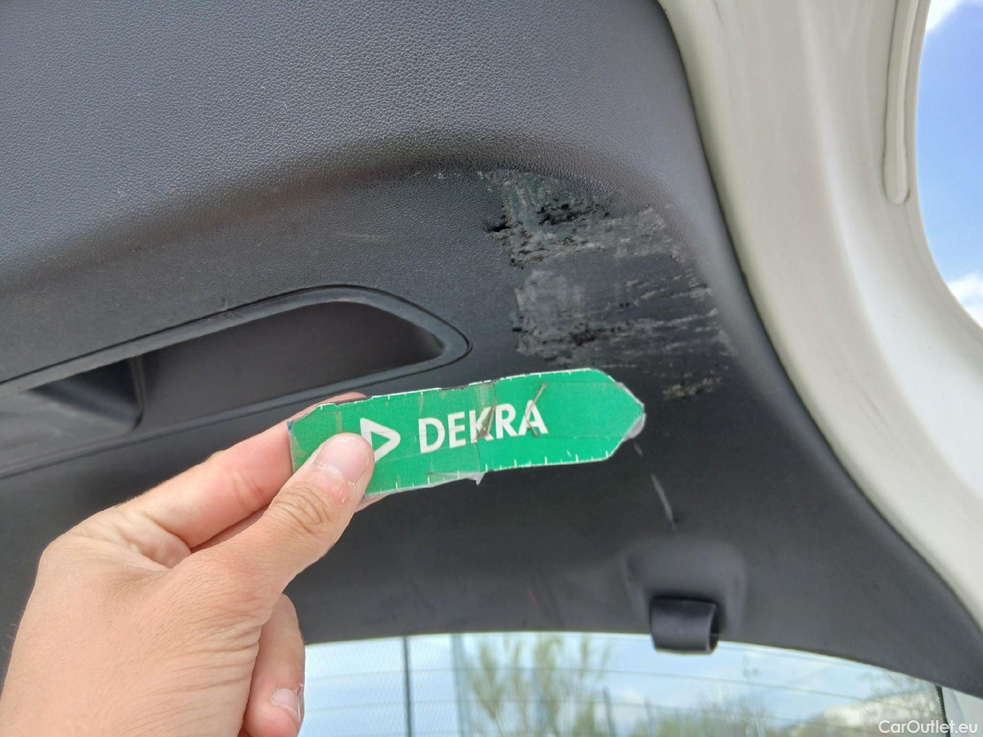  Citroen  C3 CITROEN  / 2020 / 5P / berlina con portón BlueHDi 75KW (100CV) S&S FEEL #56