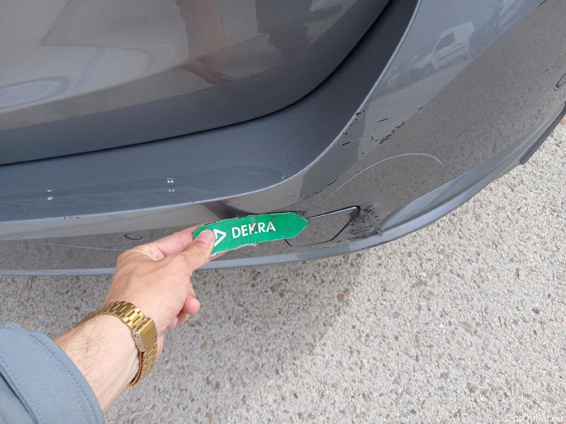  Bmw  Serie 3  Touring 318 d 2.0 150CV AT8 E6d #13