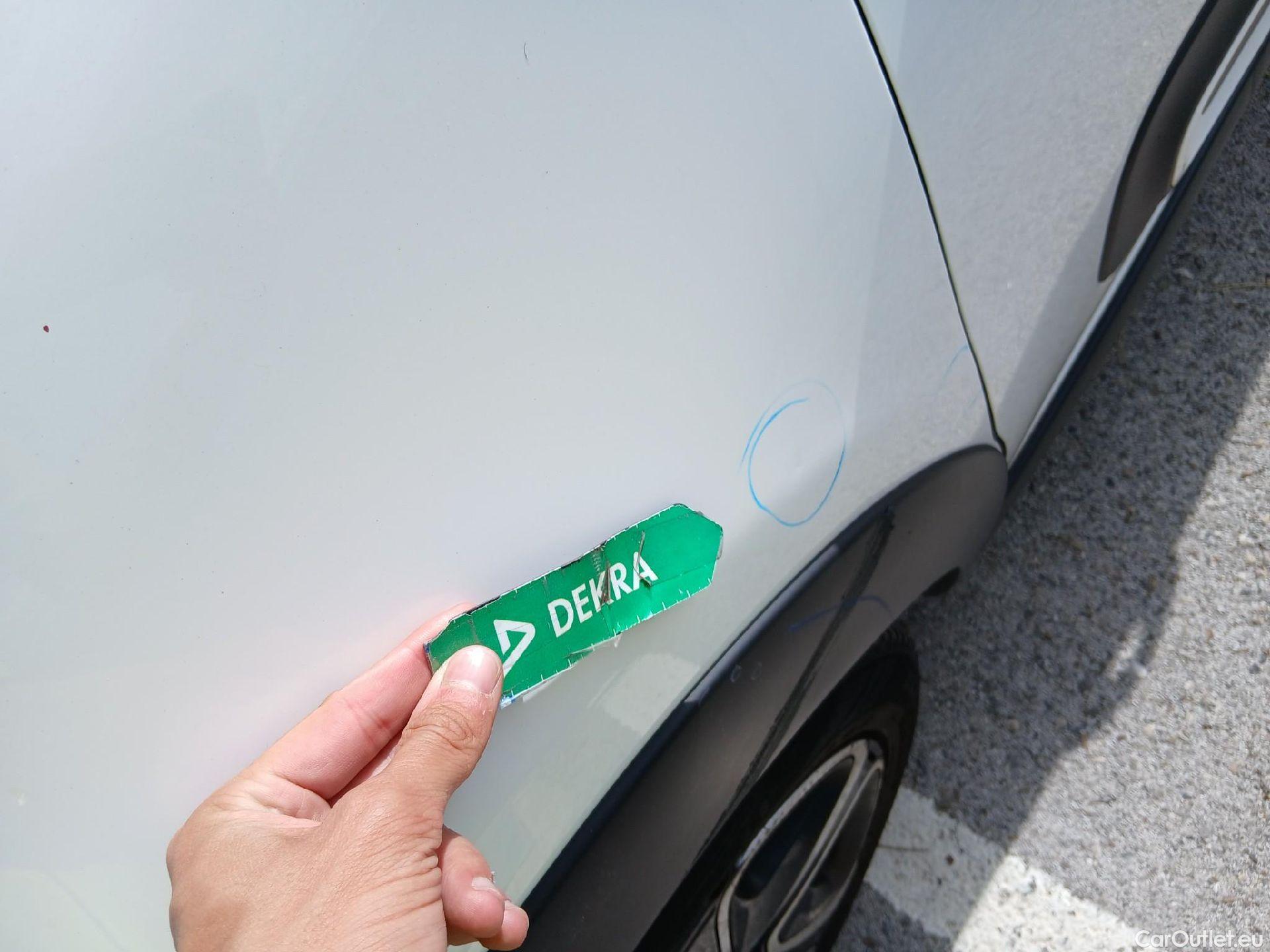  Citroen  C3 CITROEN  / 2020 / 5P / berlina con portón BlueHDi 75KW (100CV) S&S FEEL #19