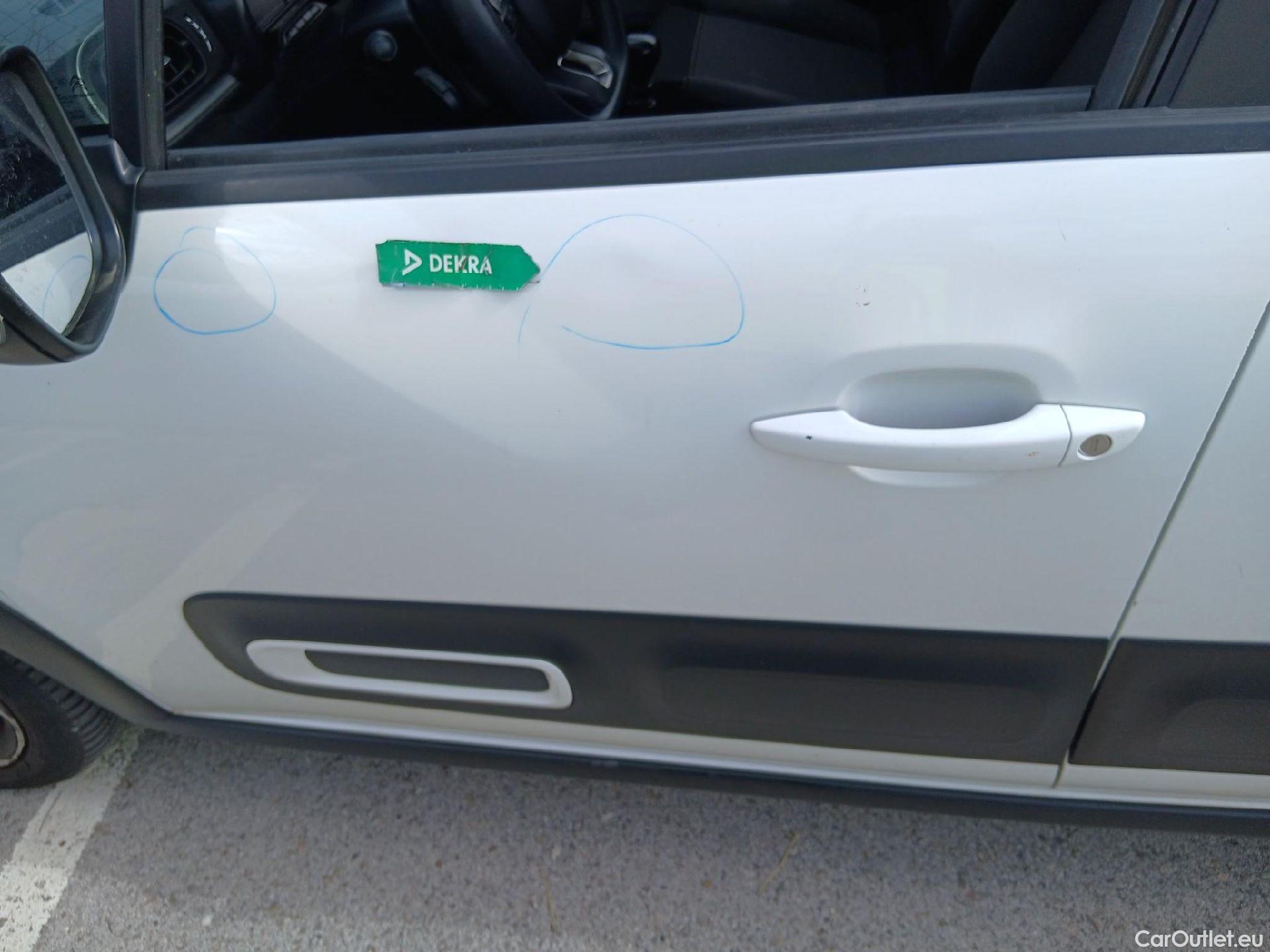  Citroen  C3 CITROEN  / 2020 / 5P / berlina con portón BlueHDi 75KW (100CV) S&S FEEL #29