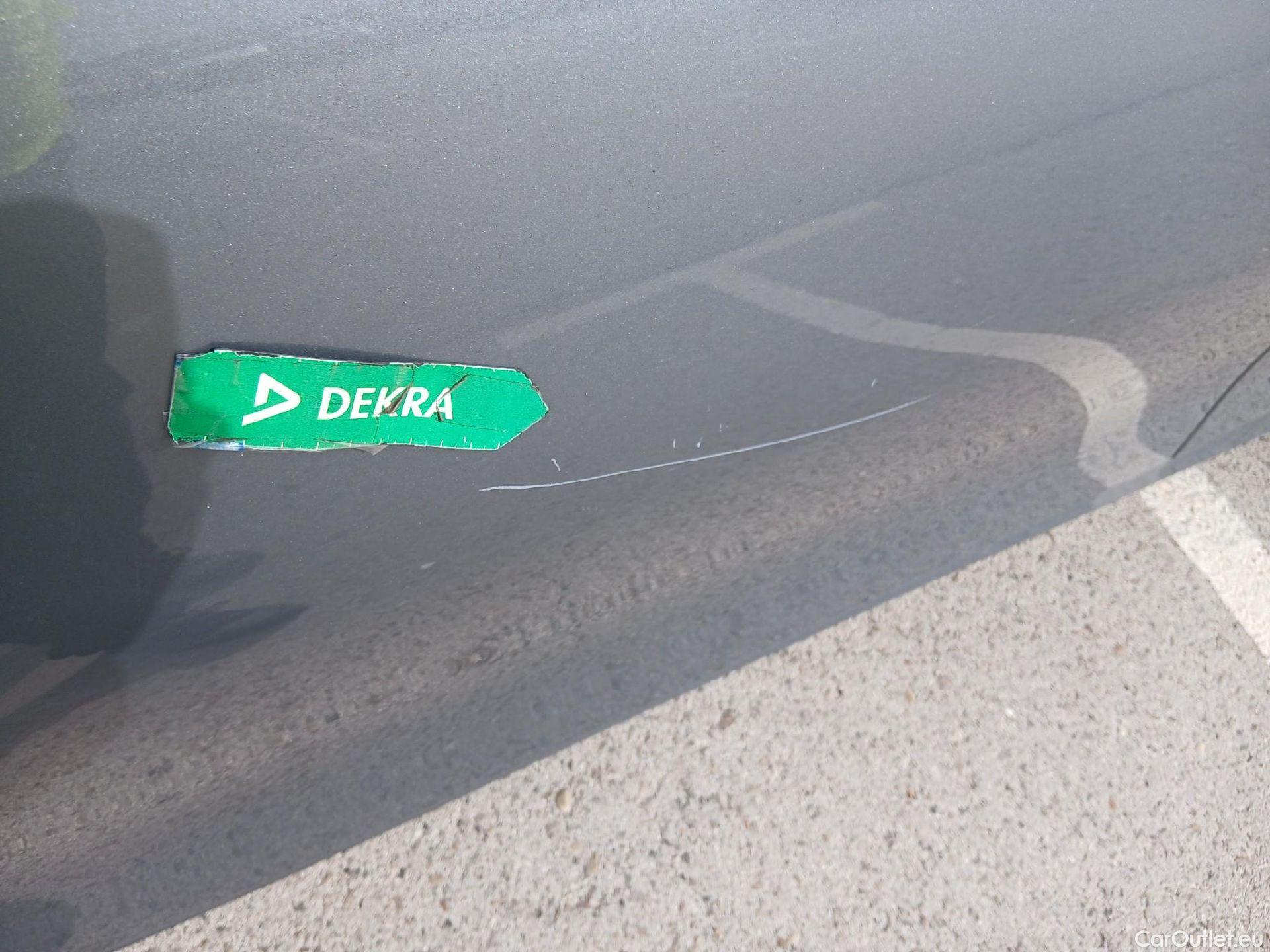  Bmw  Serie 3  Touring 318 d 2.0 150CV AT8 E6d #24