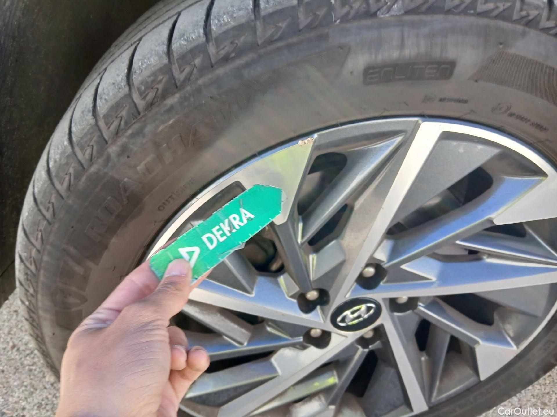  Hyundai  Tucson HYUNDAI  / 2020 / 5P / todoterreno 1.6 CRDI 100kW (136CV) 48V Tecno DCT 2C #17